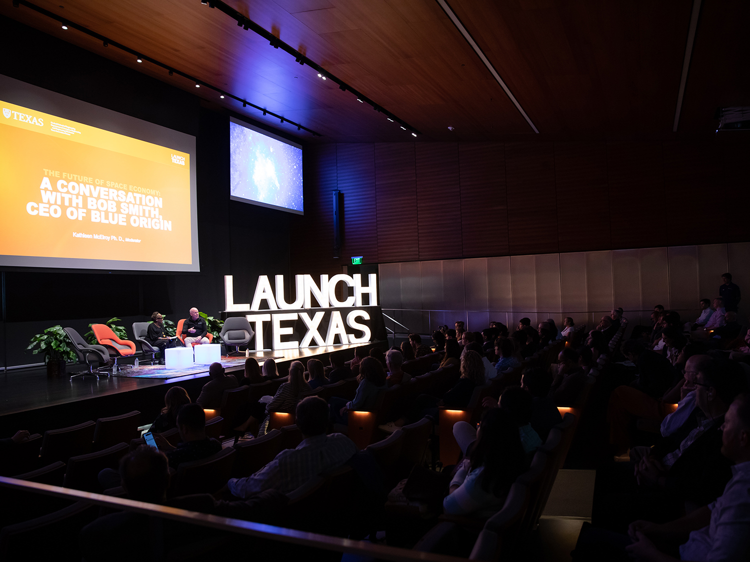 Bob Smith's presentation at the Launch Texas event with a full auditorium