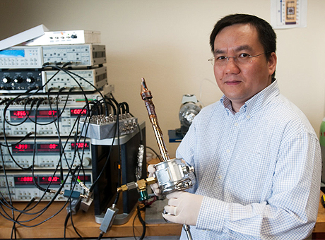 Dr. Lee Shi - Nanoelectronic Graphene Test